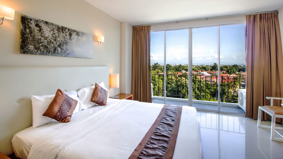 Presidential Suite | In-room safe, blackout drapes, free WiFi, bed sheets