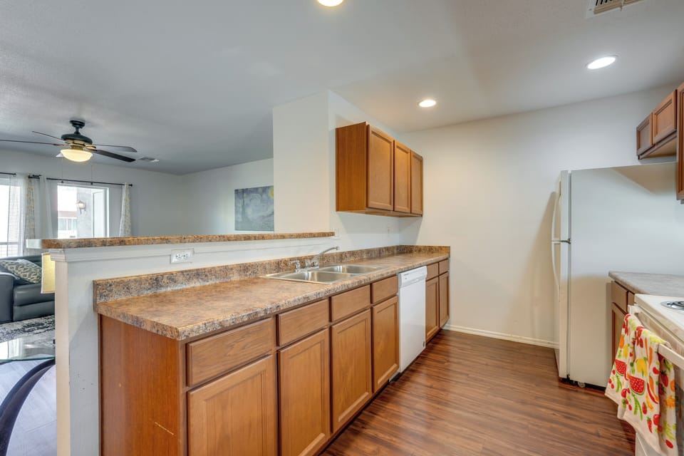 Kitchen | 2nd Floor