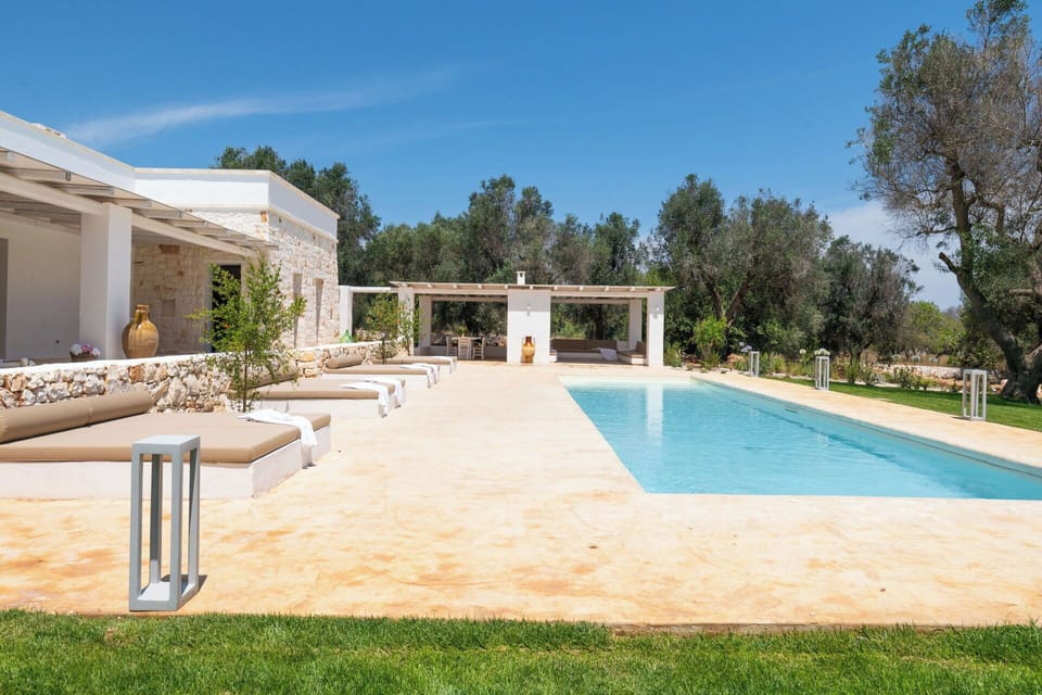 Building Exterior, Main Entrance, Spring, Summer, Wellness