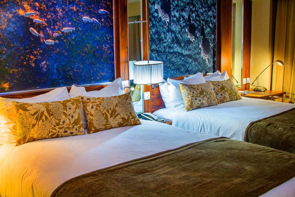 1 bedroom, down comforters, pillowtop beds, minibar