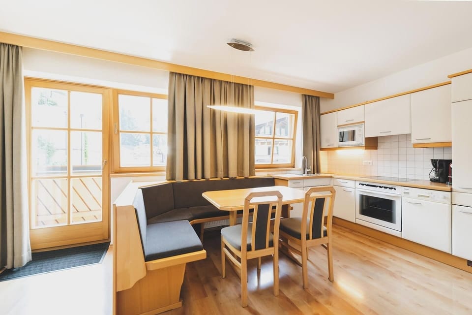 Comfort Apartment, 2 Bedrooms, Balcony, City View | Private kitchen | Espresso maker, coffee/tea maker, highchair