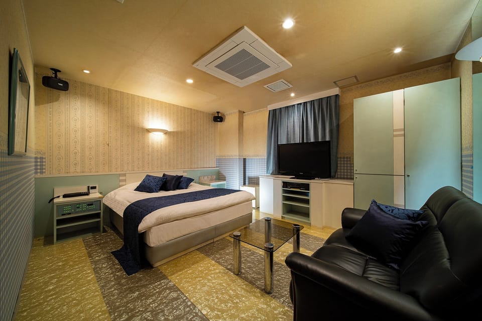 Economy Double Room | WiFi (free)