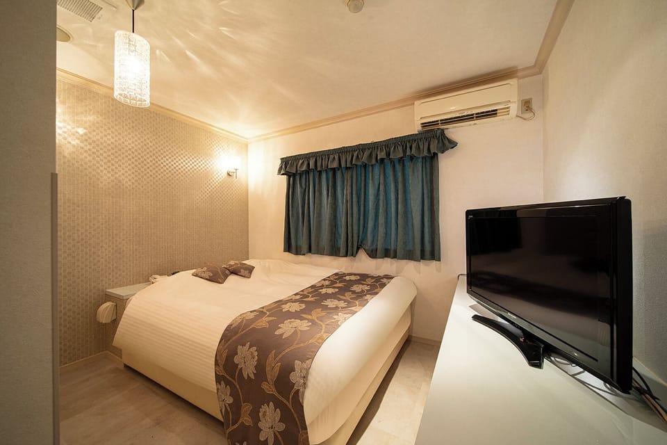 Standard Double Room | WiFi (free)