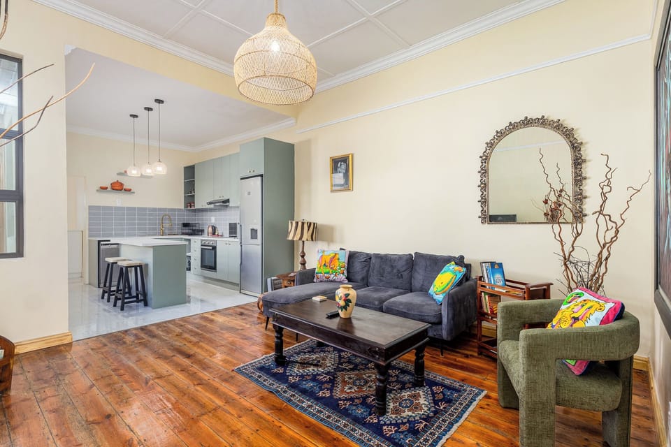 Economy House | Living area
