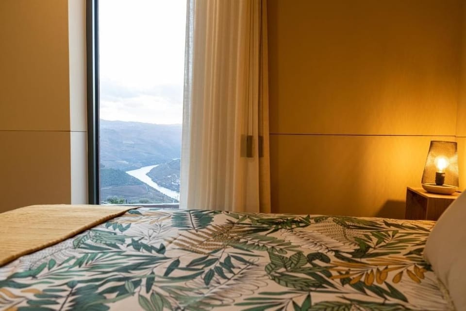 Deluxe Double Room, Air conditioning, Mountain View | WiFi (free)