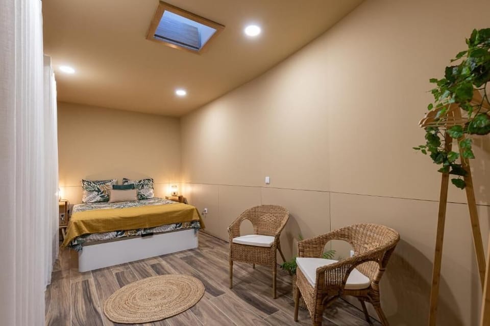 Deluxe Double Room, Air conditioning, Mountain View | WiFi (free)