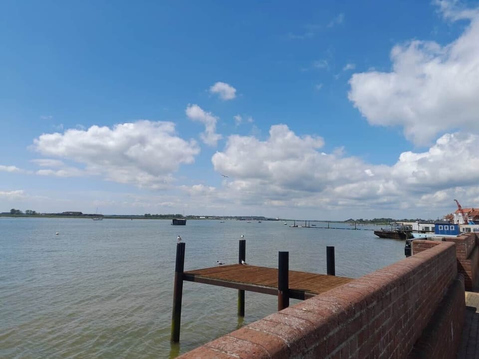 Pub view on Burnham on Crouch water front