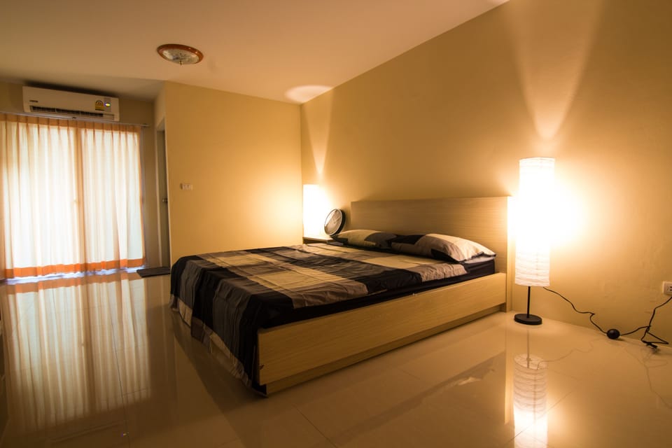 Superior Room | Desk, blackout drapes, free WiFi