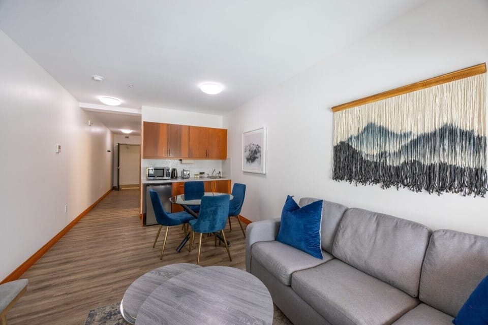 GEM_STAYS_HARVIE_HEIGHTS_RMPCo-59