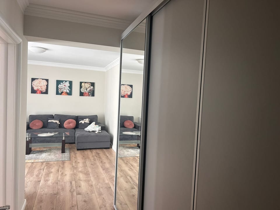 Apartment, City View | Interior