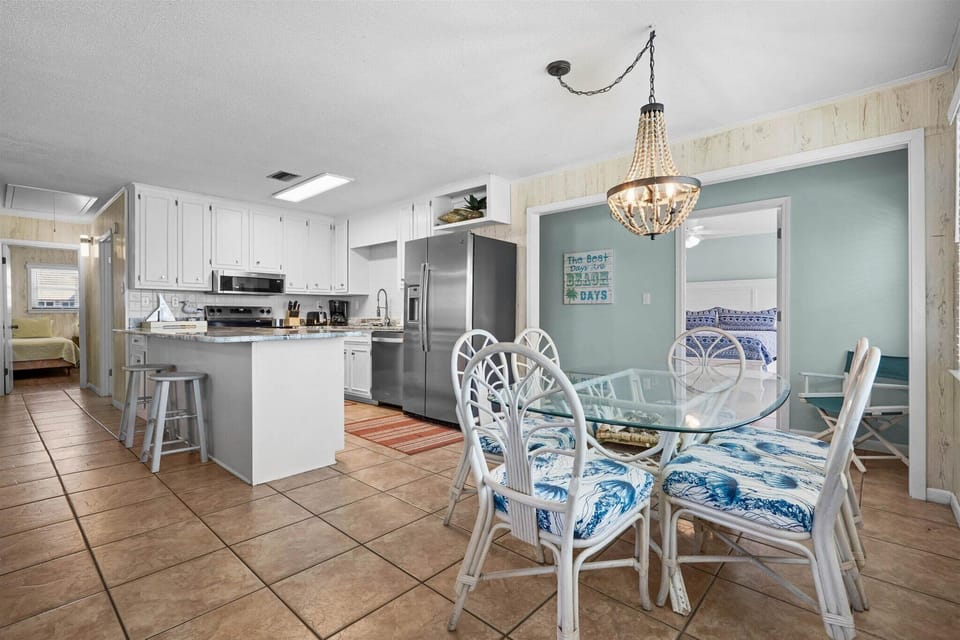Conch Shell Dining Area