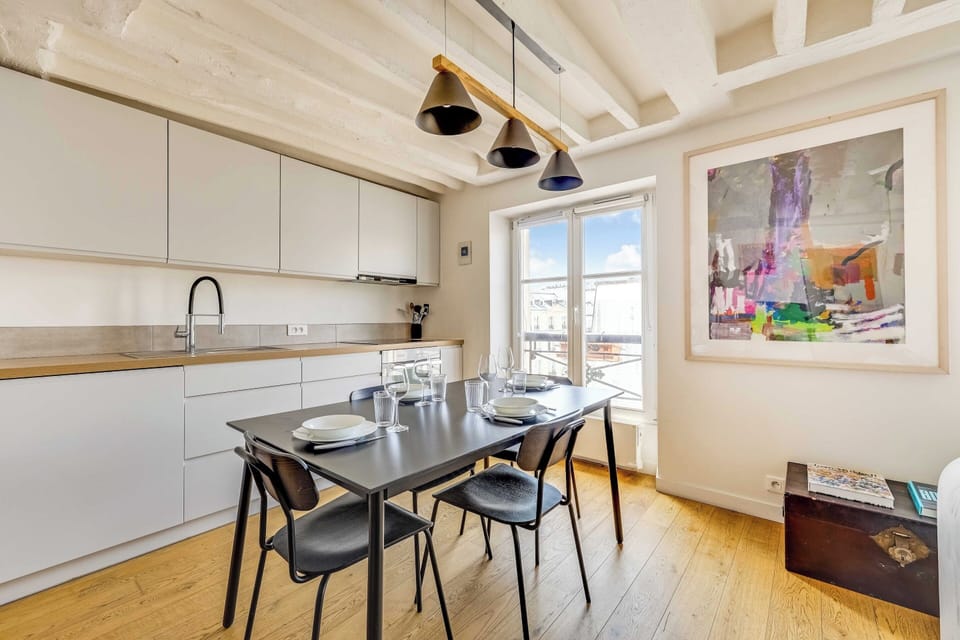 Apartment | Dining