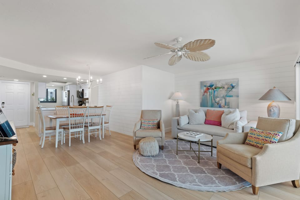 Spacious and Open Beach Vibe Layout!