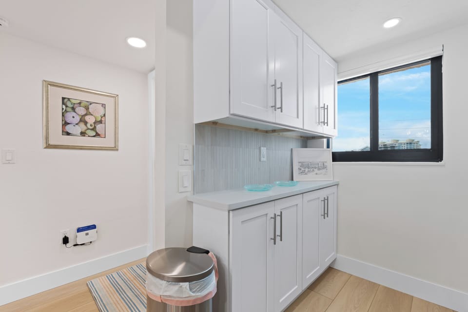 Kitchen Right off the Main Entry-Welcome to your Getaway!