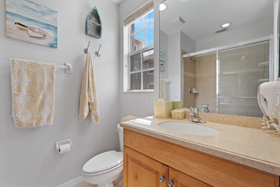 Primary bedrooms ensuite