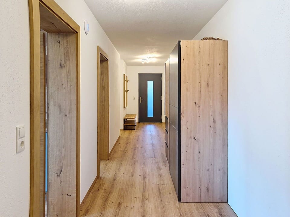 Flooring, Wood, Wood Flooring, Floor, Ceiling, Interior Design, Hardwood, Plank, Wood Stain, Laminate Flooring