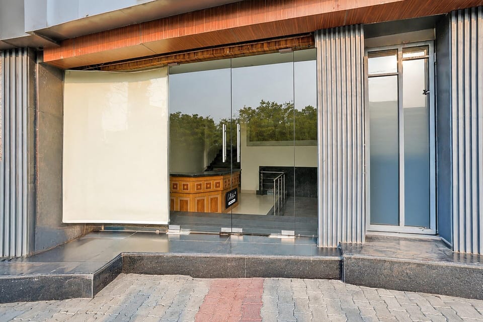 House | Reception
