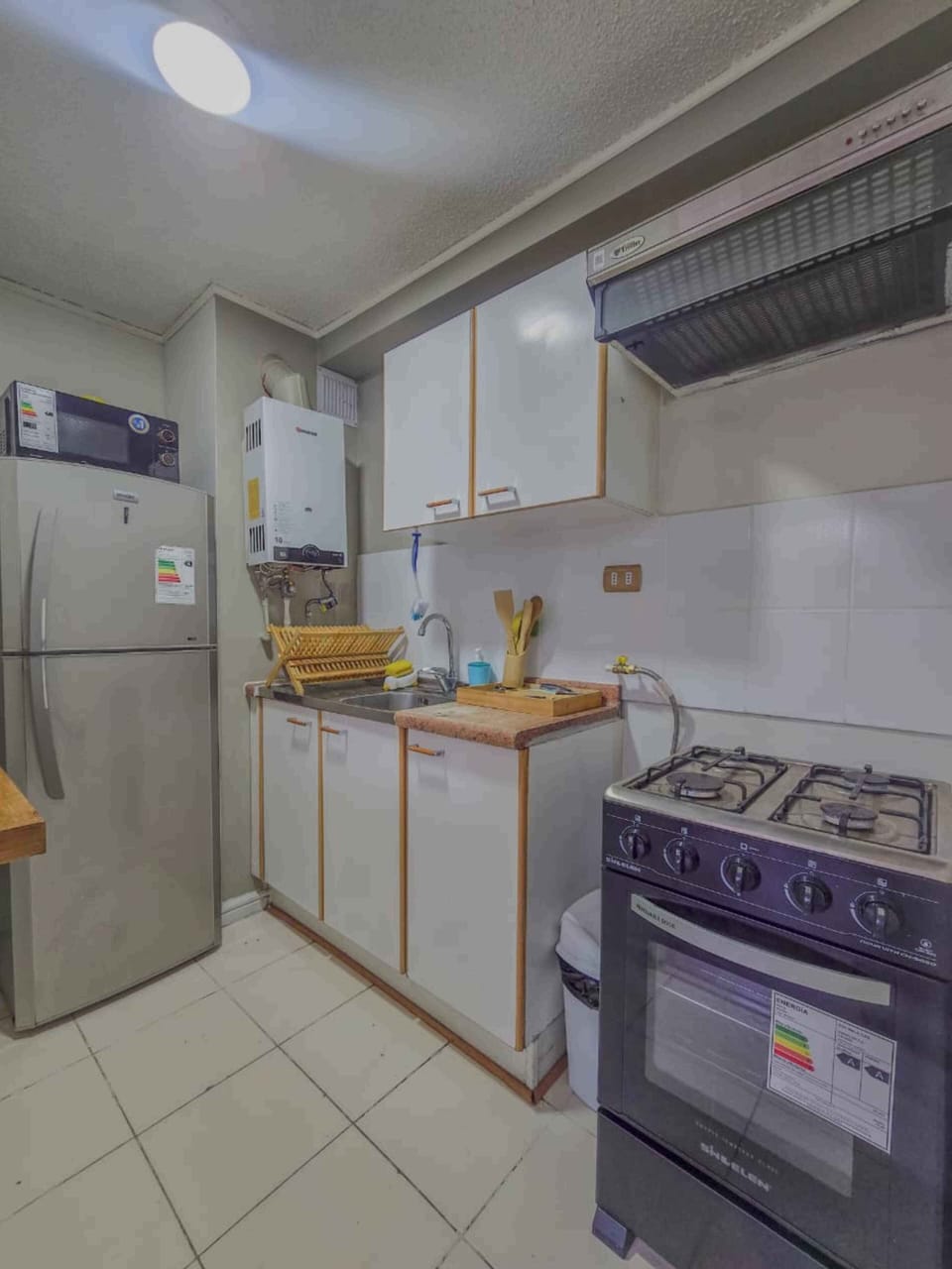 Classic Apartment, City View | Private kitchen