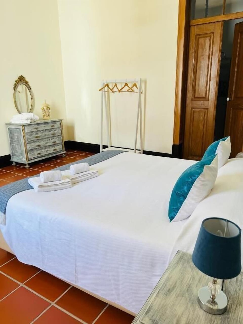 Double Room, Pool View | WiFi (free)