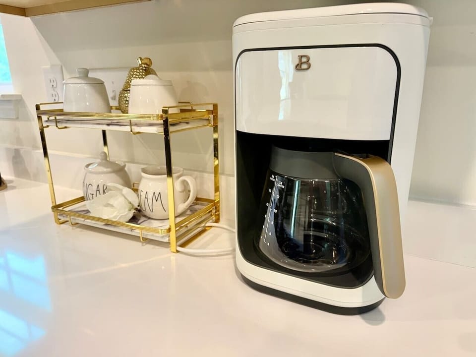 Drip coffee maker