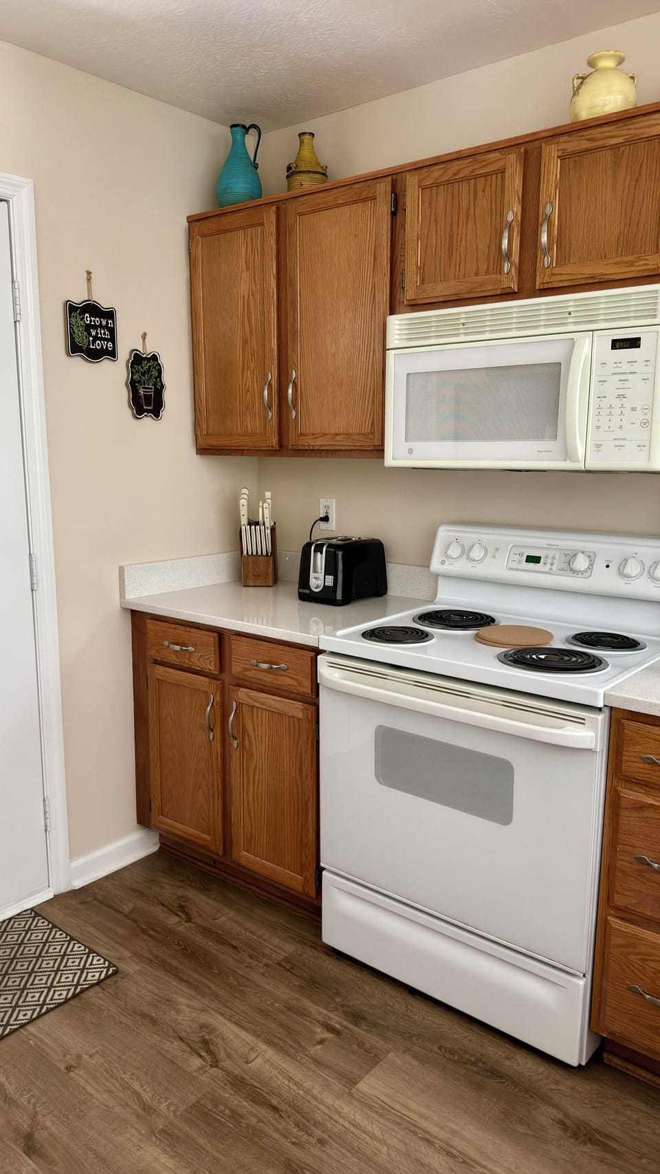 Kitchen is fully equipped for everything from morning coffee to a full dinner