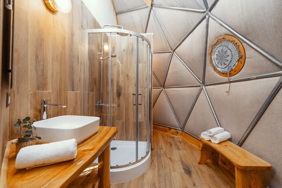 Superior Suite, River View | Bathroom