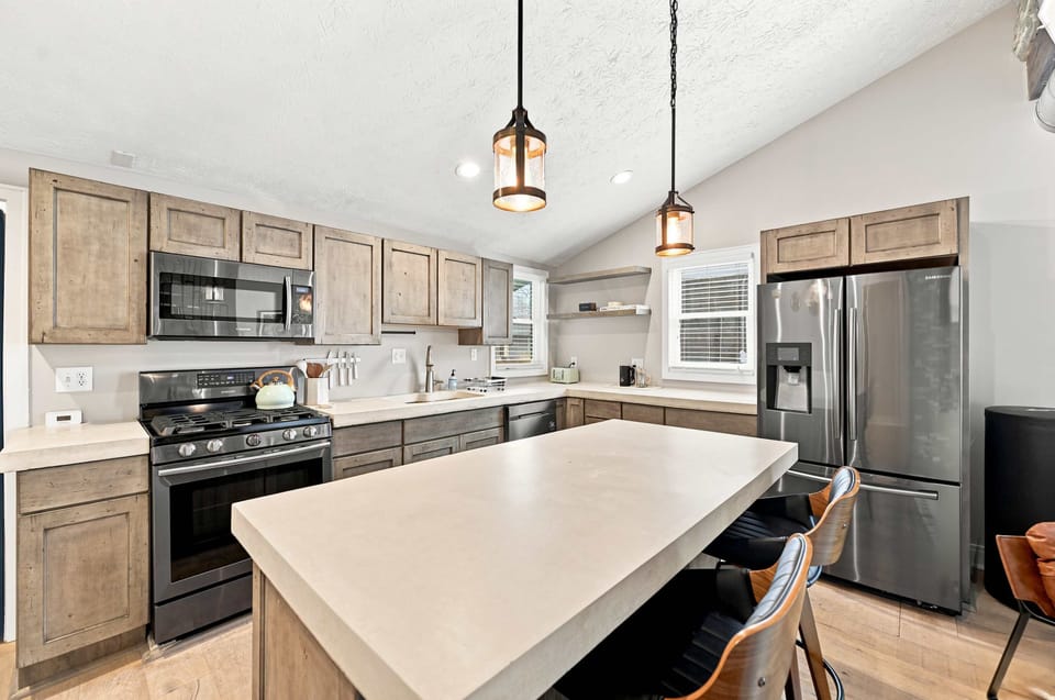 Modern kitchen with island seating | ideal for entertaining
