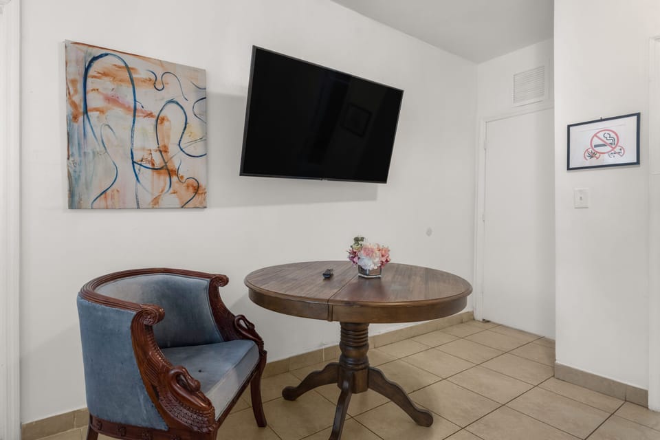 Comfort House, Balcony, Courtyard View | Interior