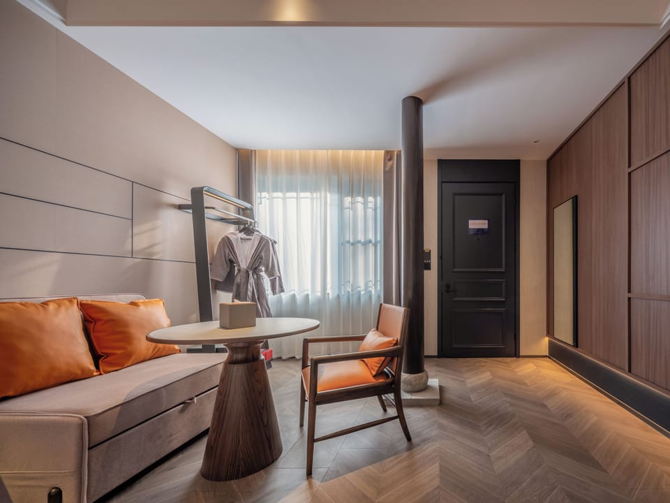 Triple Room | Interior