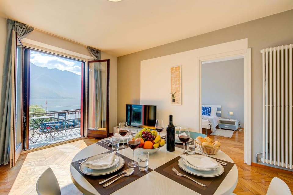 Living and dining room