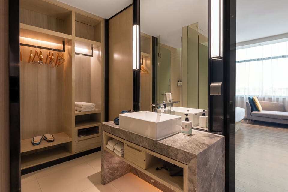 Basic Double Room | Bathroom