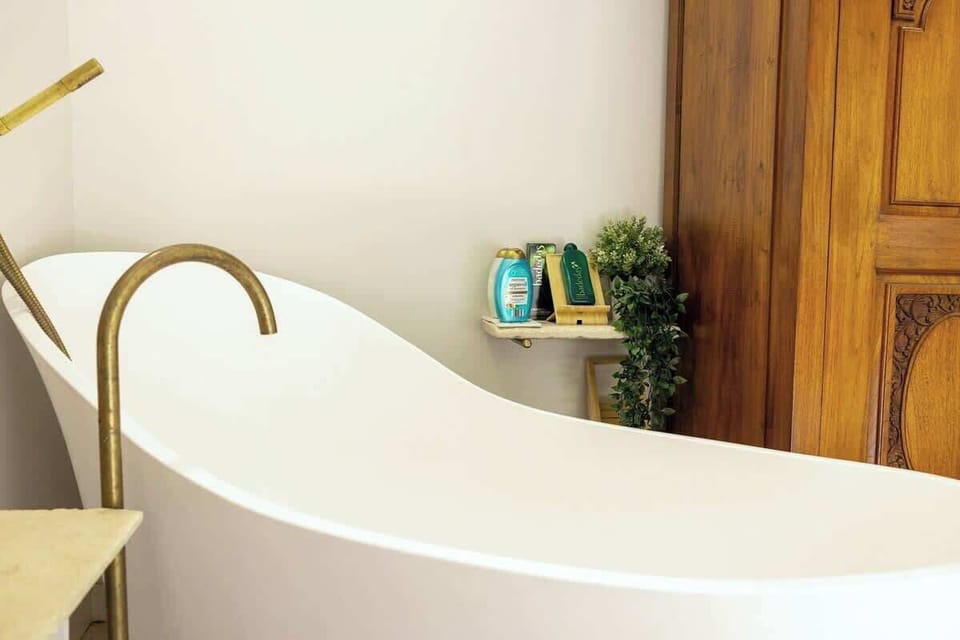 The bath - with Badedas gel bath