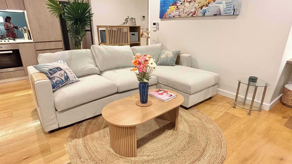3 seater sofa, with pull-out sofa bed