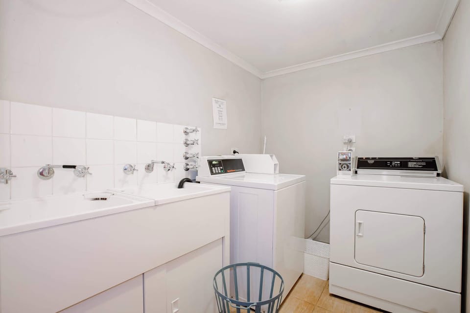 Communal laundry - $2 coin operated - level 2
Commercial washer & dryer