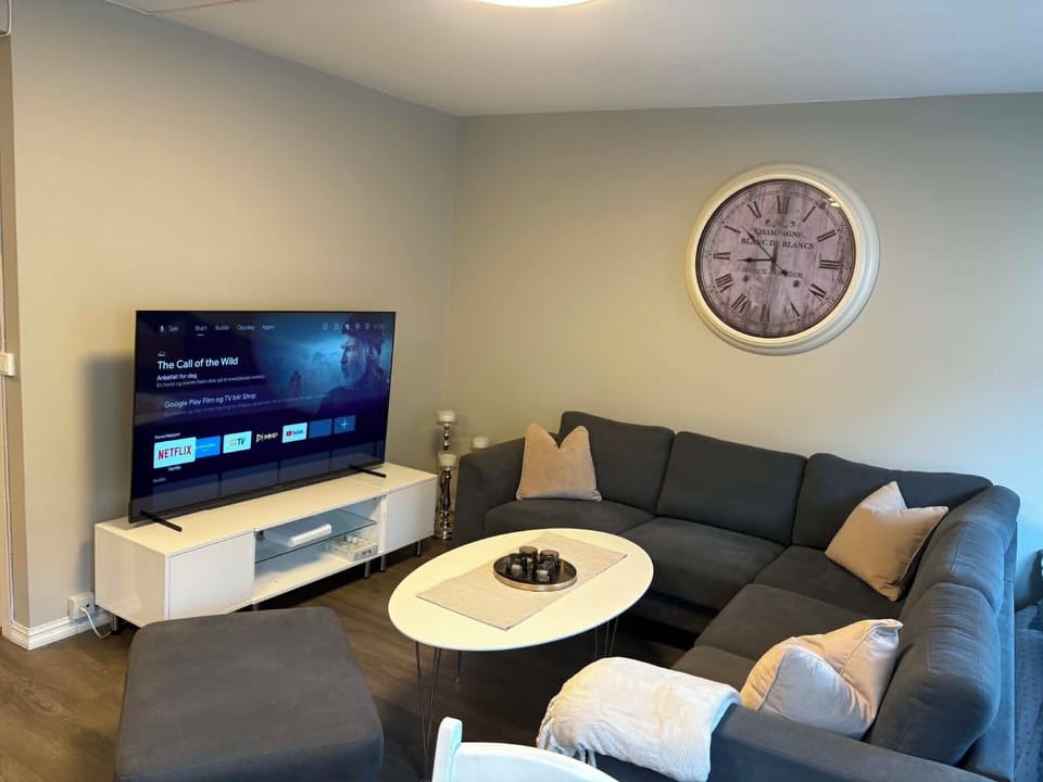 Family Apartment | Living area