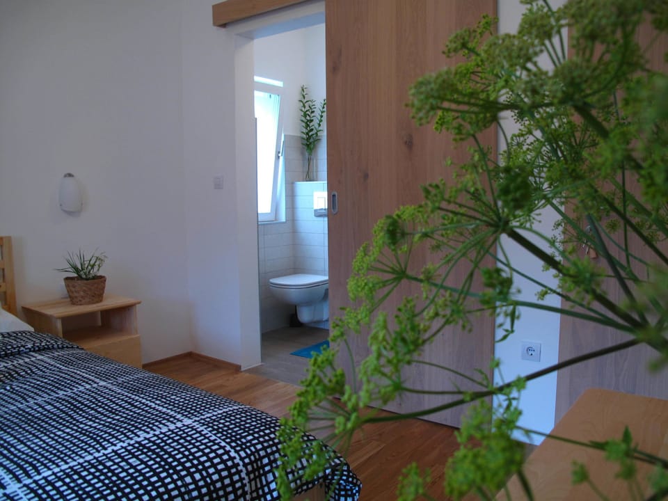 Standard Double Room, Garden Area | Bathroom | Shower, rainfall showerhead, free toiletries, hair dryer