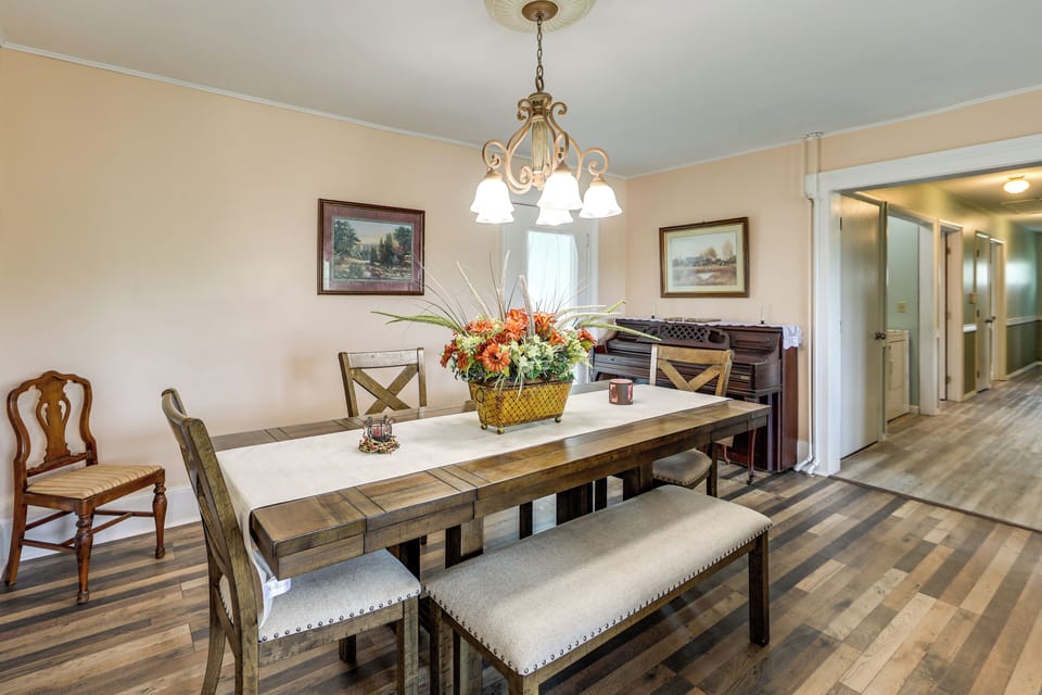 Dining Area | Piano | 1st Floor