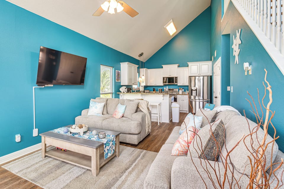 Living Room | Main Level