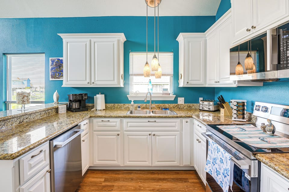 Kitchen | Kitchen | Main Level