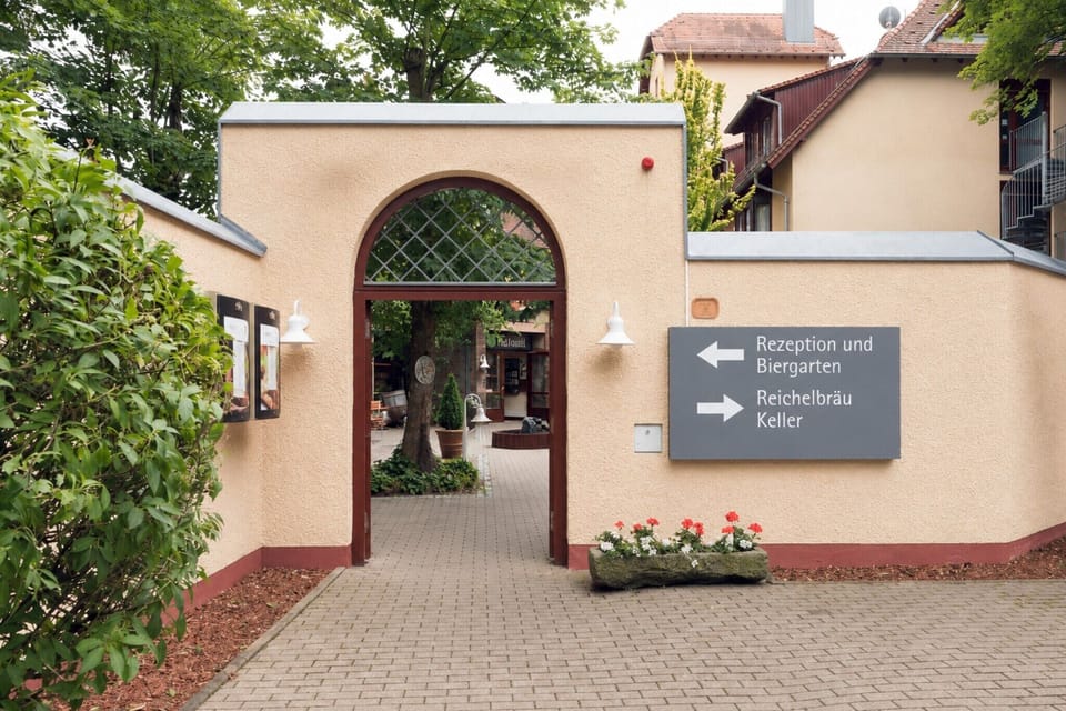 Hotel Exterior [summer]