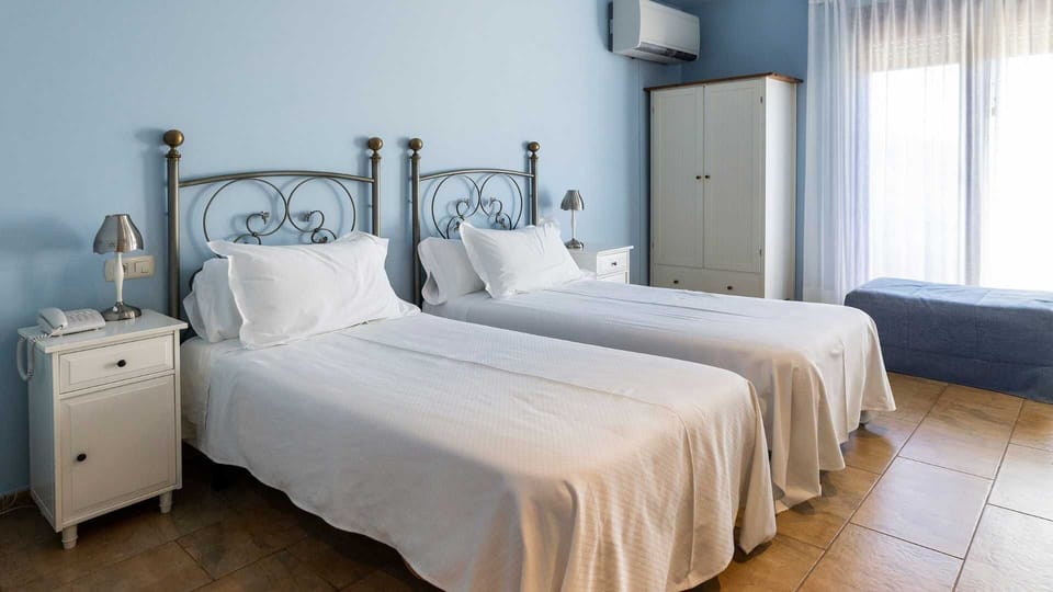HOTEL NOVELLA Hotel in Valencian Community