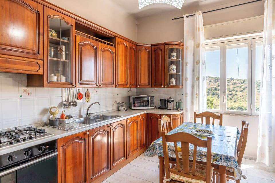 Apartment, 2 Bedrooms | Private kitchen | Electric kettle