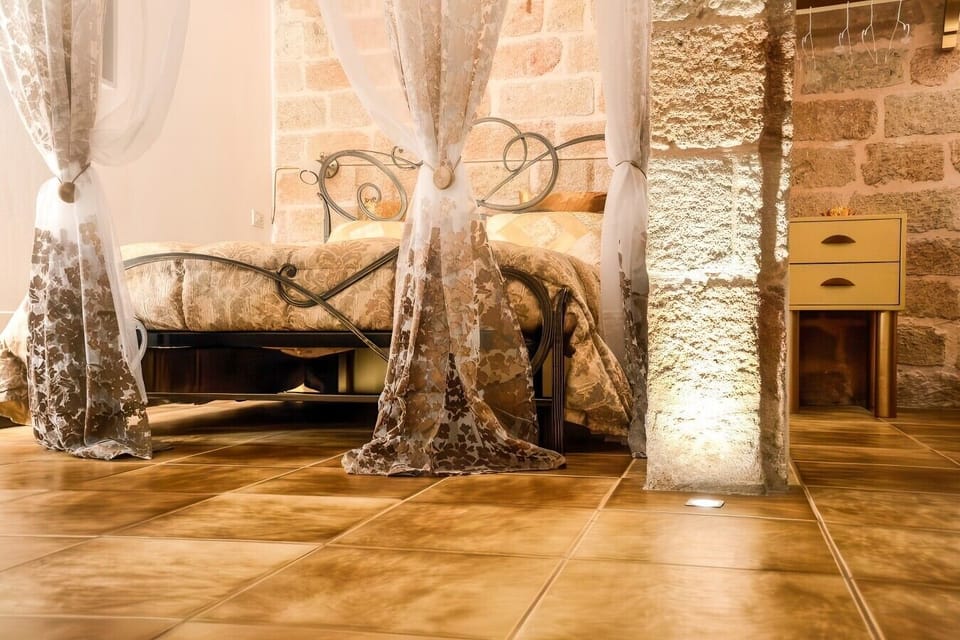 251_Gold White Esclusive House_22