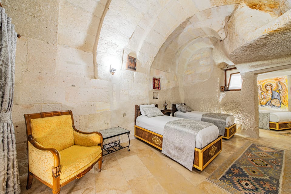 Superior Suite | Premium bedding, minibar, blackout drapes, soundproofing