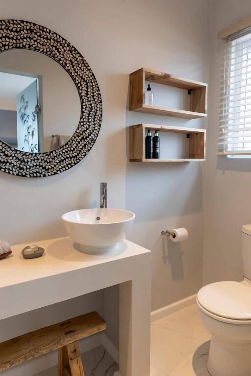 Family Room, Patio, Garden View | Bathroom | Shower, free toiletries, hair dryer, towels