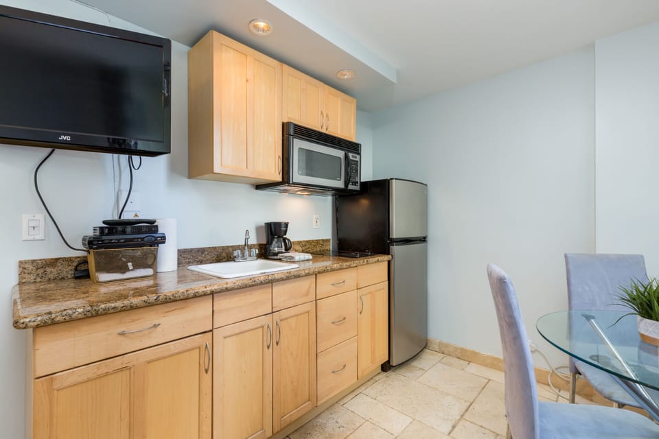 Your fully equipped kitchenette makes it easy to whip up meals or morning coffee while you plan your day's adventures in comfort.