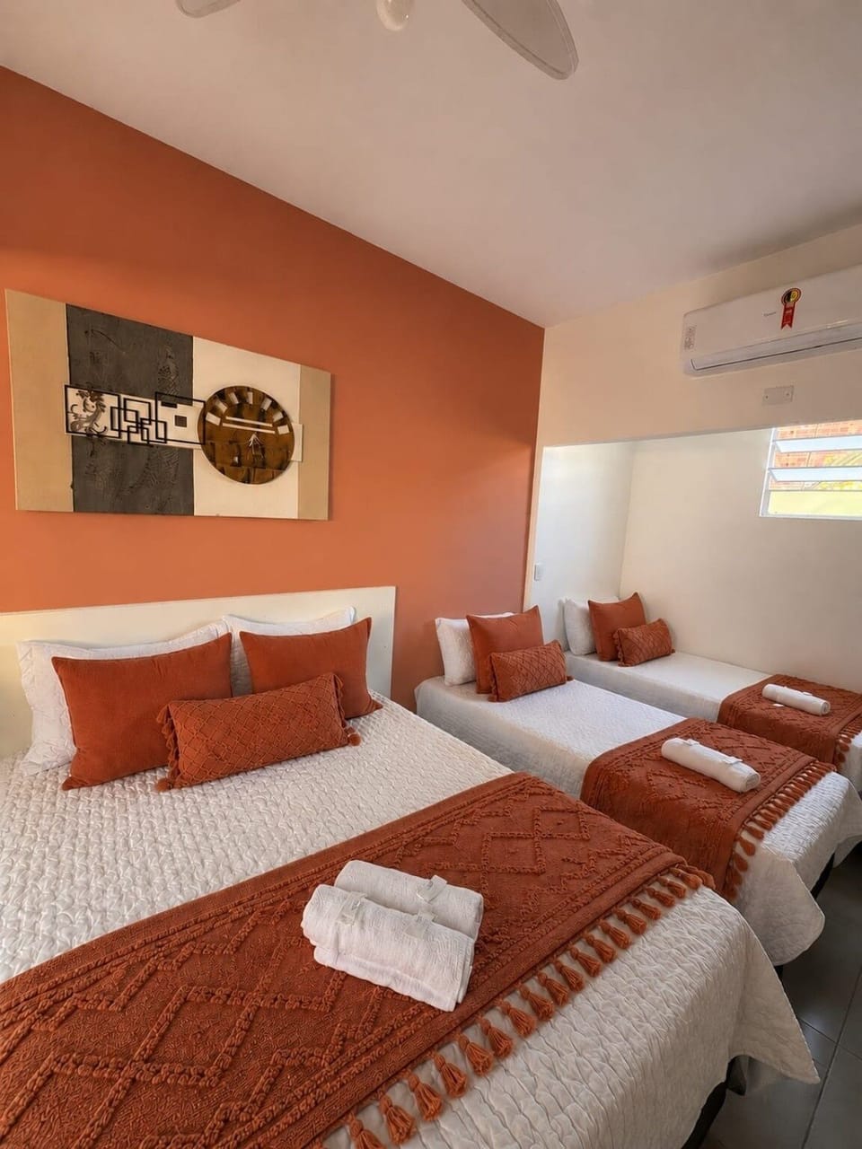Deluxe Quadruple Room | WiFi (free), bed sheets