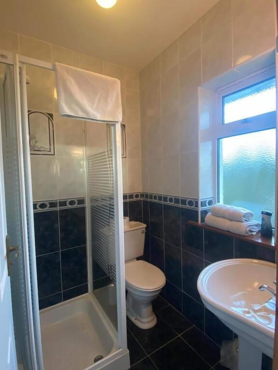 Deluxe Double Room, City View | Bathroom