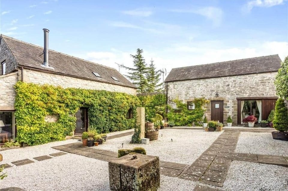 Courtyard with Fountain