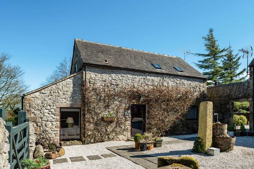 Fox Cottage on a winter morning